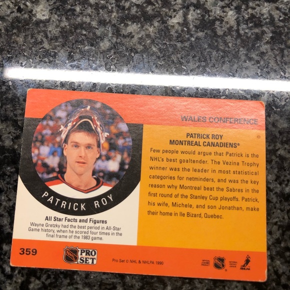 Patrick Roy Pro Set 1990 #359 hockey card!!! - Picture 2 of 2